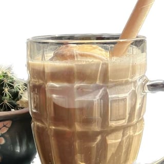 Thai Coffee Float (24 oz.)