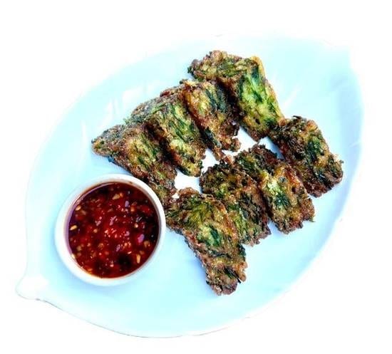 Fried Chive Pancake (8 pcs).