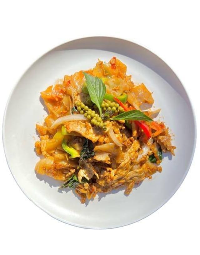 Drunken Noodle (Pad Kee Mao) (serve 10).