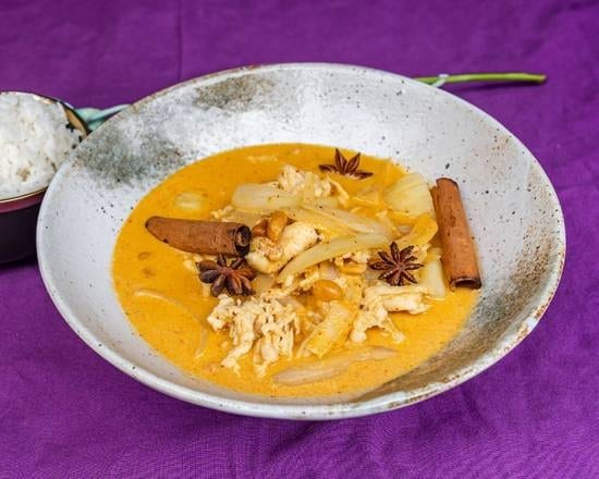 Massaman Curry (serve 10).